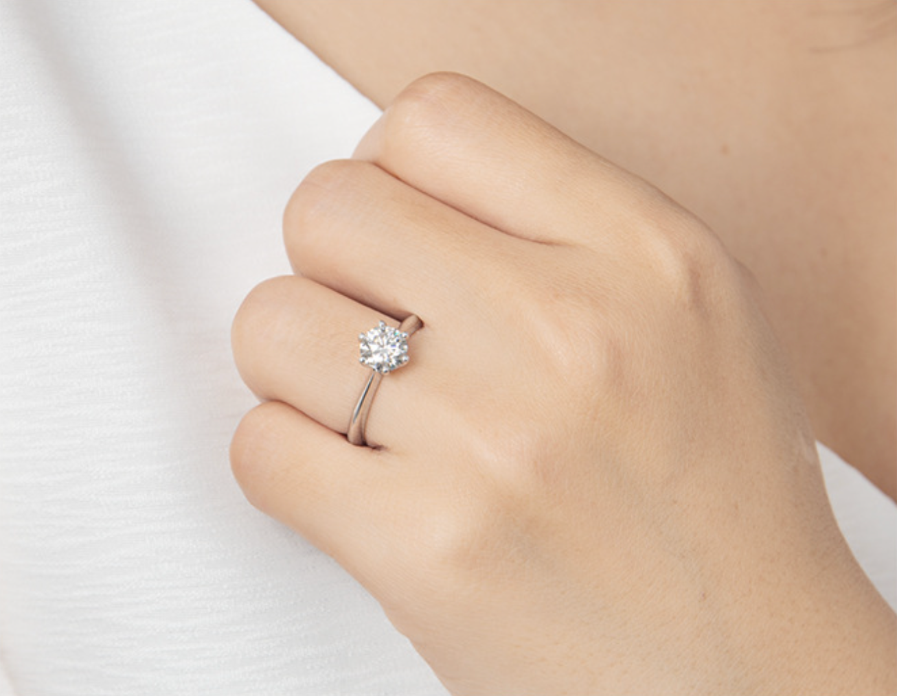 6-Prong Moissanite Ring